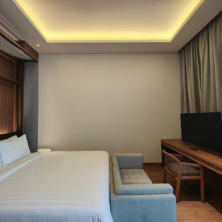 Ra Suites Simatupang 雅加达 外观 照片